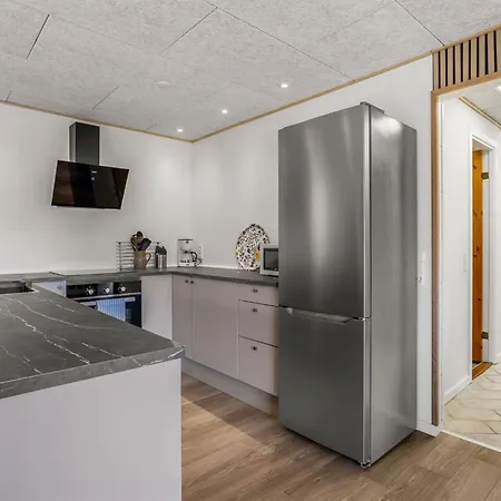 Tameran - 1km From The Sea By Interhome