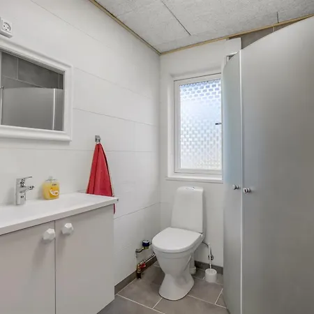 Tameran - 1km From The Sea By Interhome *